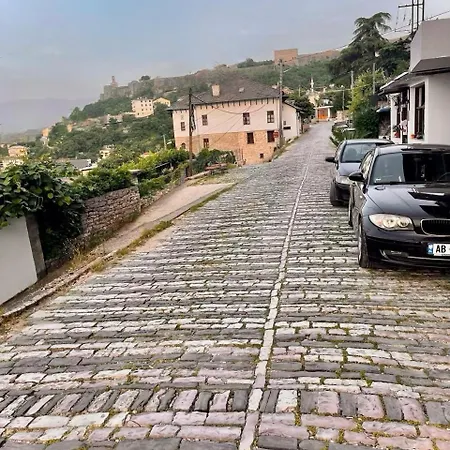 Zalbinger * Gjirokastër